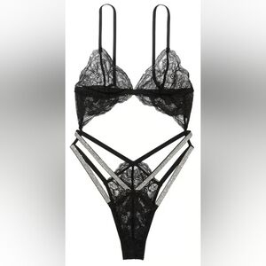 XXL Victoria's Secret Double Shine Strap Lace Teddy Black